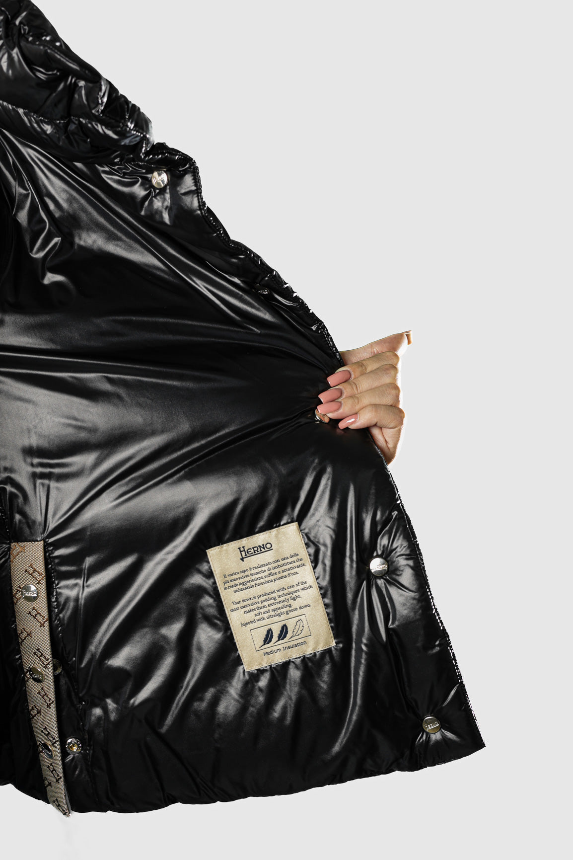 HERNO CAPPA NYLON LIGHT BOTTONI MONOGRAM