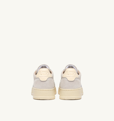 AUTRY SNEAKER SUEDE TAB LOGO