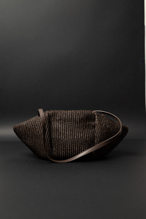 BRUNELLO CUCINELLI BORSA CLUTCH REALIZZATA IN TESSUTO RAFFIA CON TRACOLLA