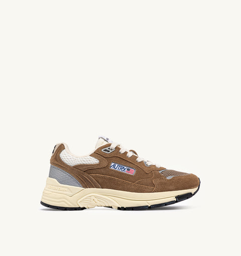 AUTRY SNEAKER HYPERWAY SUEDE TAB LOGO