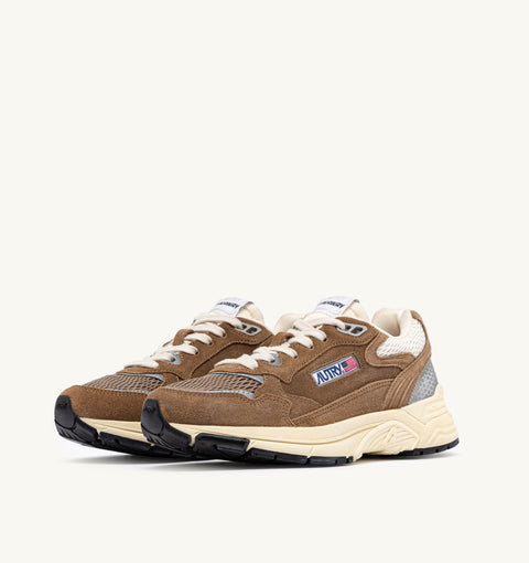AUTRY SNEAKER HYPERWAY SUEDE TAB LOGO