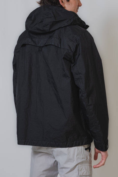 STONE ISLAND JACKET CAPPUCCIO CON COULISSE REALIZZATO NEL CLASSICO TESSUTO MEMBRANA 3L ZIP DOPPIO CURSORE