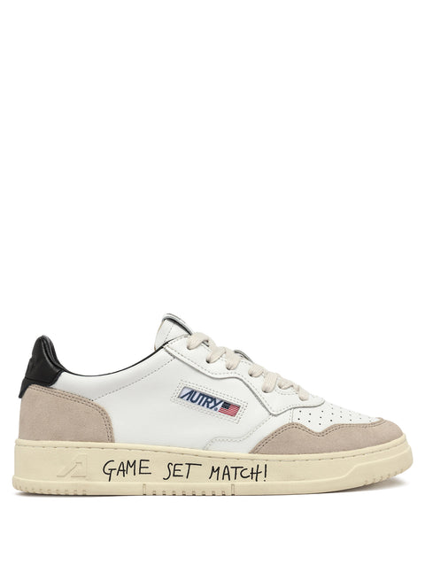 AUTRY SNEAKER PELLE E SUEDE SCRITTA FONDO