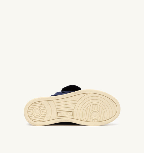 AUTRY SNEAKER MEDALIST VELLUTO FIOCCO