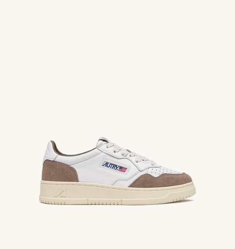 AUTRY SNEAKER PELLE CAPRA E SUEDE TAB LOGO