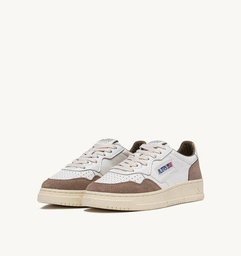 AUTRY SNEAKER PELLE CAPRA E SUEDE TAB LOGO