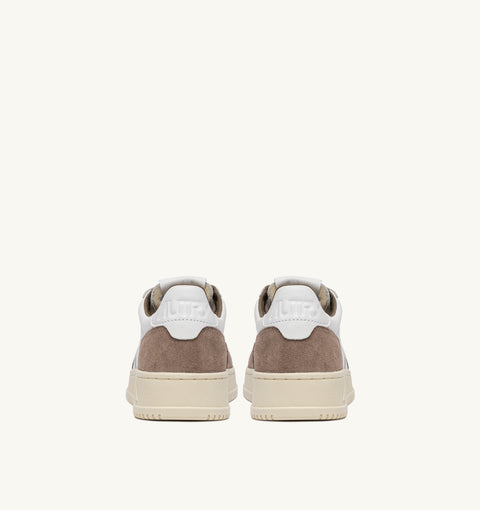 AUTRY SNEAKER PELLE CAPRA E SUEDE TAB LOGO
