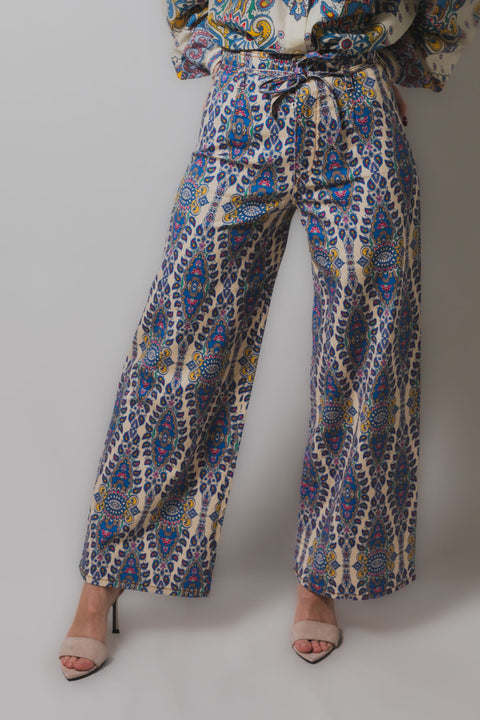 ETRO JEANS GAMBA LARGA CROPPED REALIZZATO NEL TESSUTO DENIM FANTASIA CON CINTURA PUNTO VITA