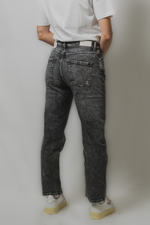 ICON DENIM JEANS GAMBA DRITTA REALIZZATO NEL TESSUTO DENIM STRETCH