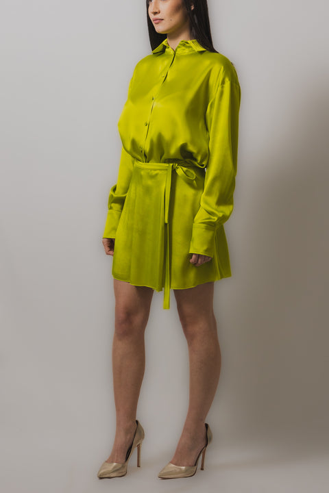 MVP WARDROBE CAMICIA COLLO CLASSICO CHIUSURA CON BOTTONI VESTIBILITA  OVERSIZE REALIZZATA IN TESSUTO SETA SATIN