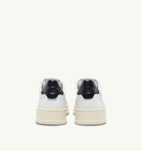 SNEAKERS DE PIEL AUTRY TAB LOGO